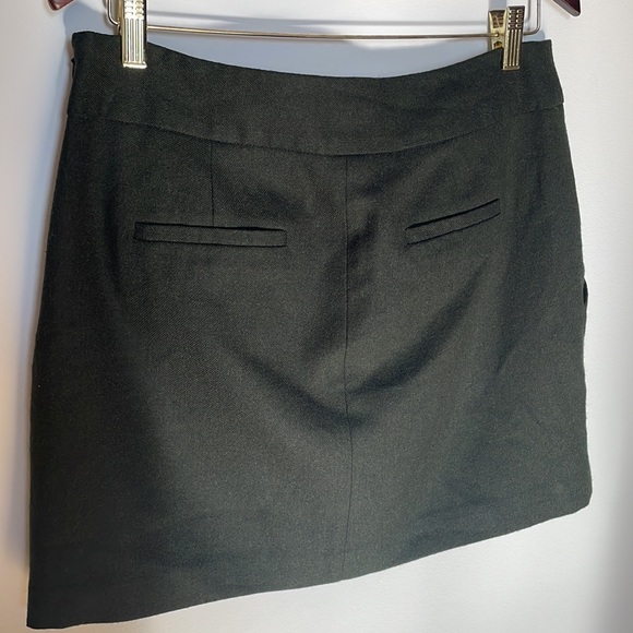 Banana Republic military green wool mini skirt - Picture 5 of 5
